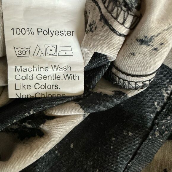 Stylish Black and Cream cow print open back short romper 2XL - Picture 8 of 11